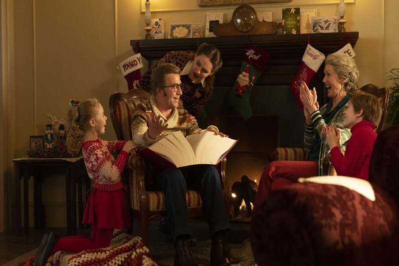 Star of A Christmas Story, Peter Billingsley, resolves the controversy surrounding Die Hard holiday films