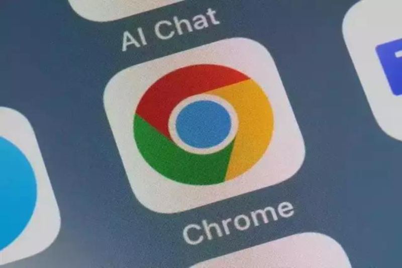 AI capabilities for Google Chrome are added, such as a theme generator, tab organizer, and writing assistance